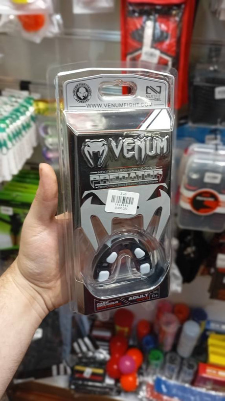 لثه مخصوص ورزش رزمی برند venum سیلیکونی جامد