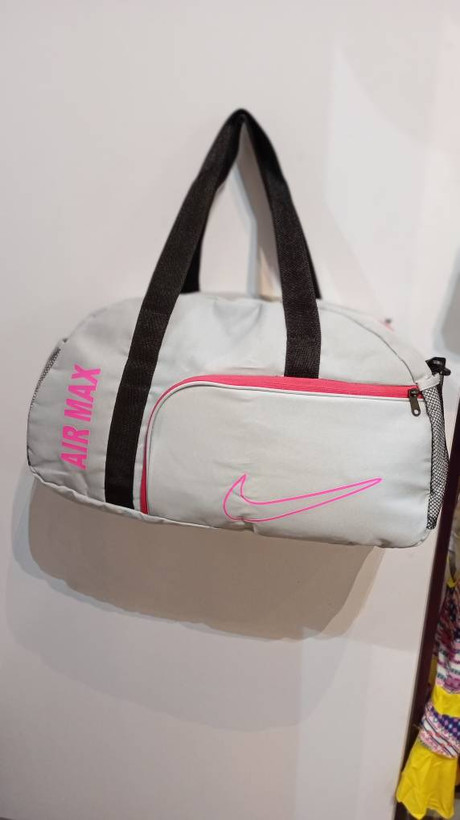 ساک ورزشی برند نایک airmax