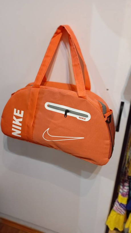 ساک ورزشی برند نایک airmax