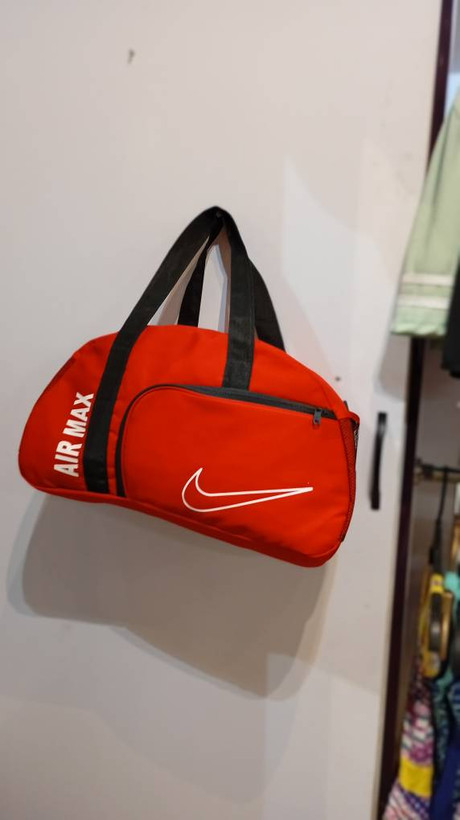 ساک ورزشی برند نایک airmax