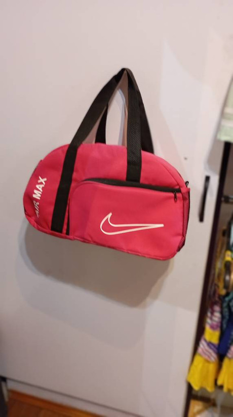 ساک ورزشی برند نایک airmax